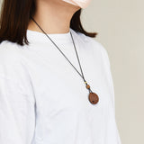 フゴッペ洞窟ネックレス 土鈴 着用イメージの写真